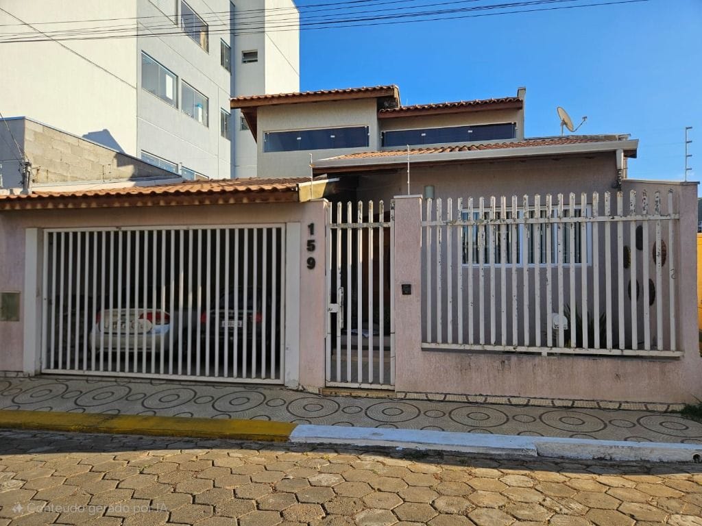 Casa no Centro, Piranguinho