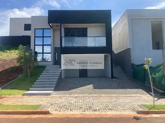 Casa com 263m² 3 quartos e 5 banheiros, à venda, no bairro Pqo Taua em Londrina