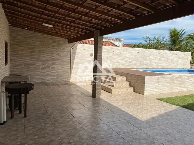 Casa com 384m² 2 quartos e 2 banheiros, à venda, no bairro Jardim Porto Novo em Caraguatatuba