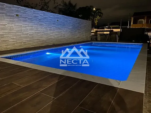 Casa com 384m² 2 quartos e 2 banheiros, à venda, no bairro Jardim Porto Novo em Caraguatatuba