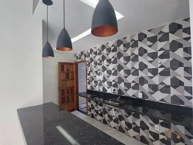 Casa com 109m² 2 quartos e 2 banheiros, à venda, no bairro Jardim Atlântico Central (Itaipuaçu) em Maricá