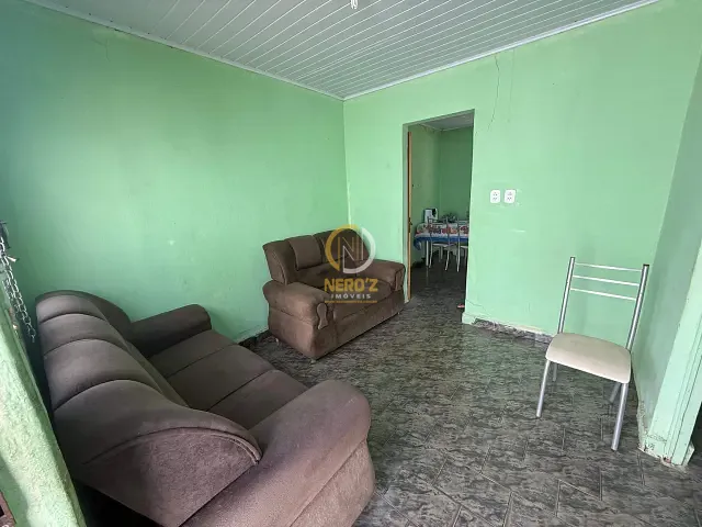 Casa 2 quartos e 1 banheiro, à venda, no bairro Centro em Dom Cavati