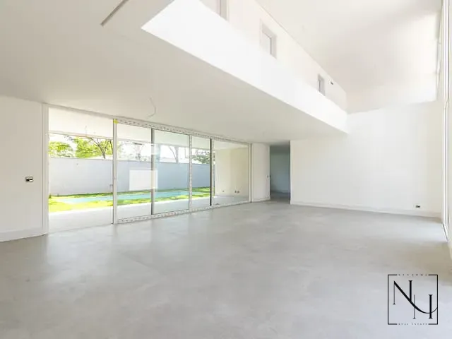 Casa 4 quartos e 7 banheiros, à venda, no bairro Jardim Cordeiro em São Paulo