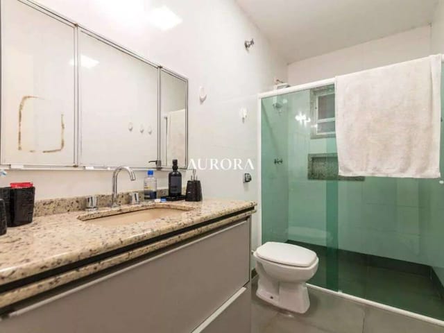 Casa com 450m² 3 quartos e 4 banheiros, à venda, no bairro Conjunto Residencial Vivendas do Arvoredo em Londrina