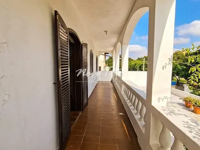 Casa 4 quartos e 3 banheiros, para alugar, no bairro Jardim Motorama em São José dos Campos