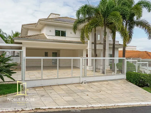Casa com 1000m² 4 quartos e 7 banheiros, à venda, no bairro Bosque em Vinhedo