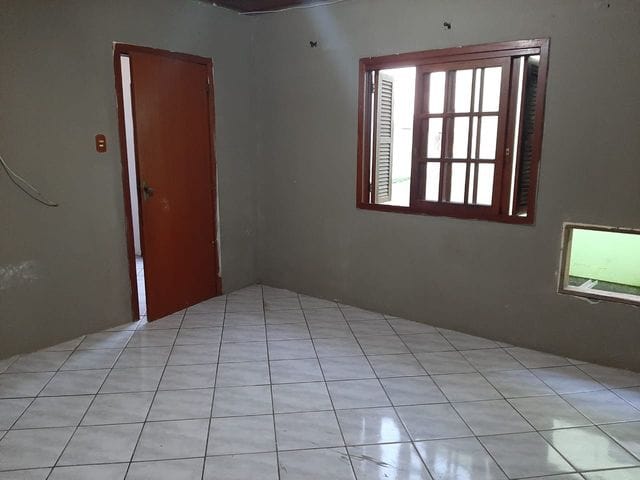 Casa com 300m² 1 quarto e 1 banheiro, à venda, no bairro Jardim dos Lagos em Guaíba