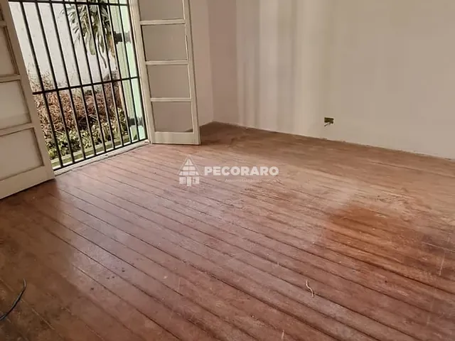 Casa com 260m², para alugar, no bairro Cerqueira César em São Paulo