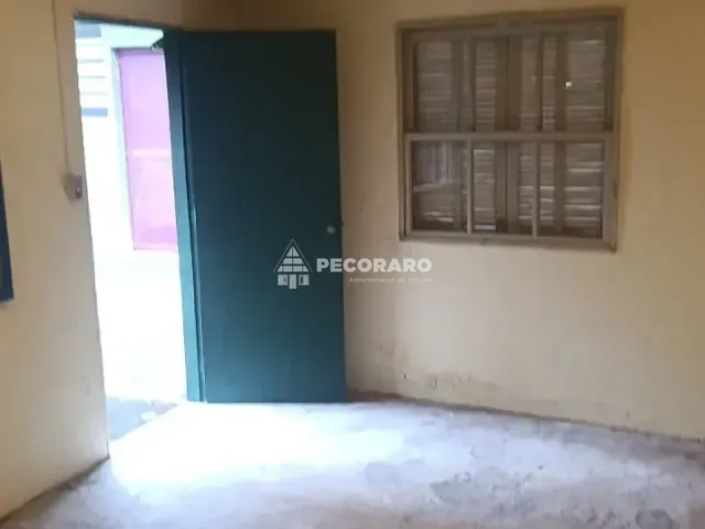 Casa com 260m², para alugar, no bairro Cerqueira César em São Paulo
