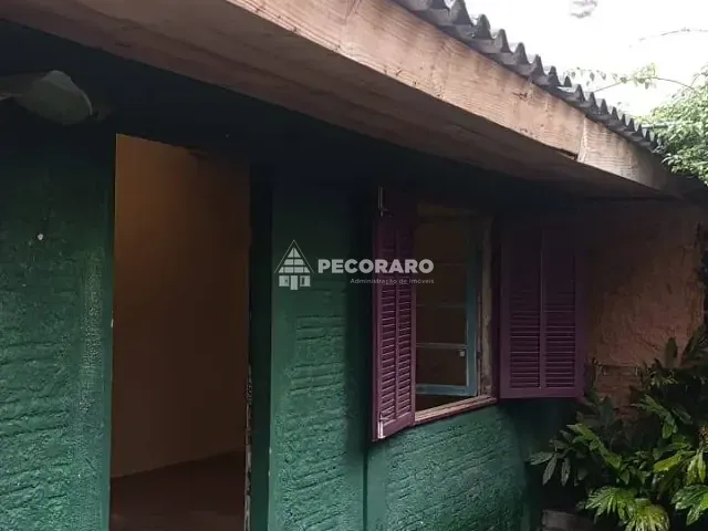 Casa com 260m², para alugar, no bairro Cerqueira César em São Paulo