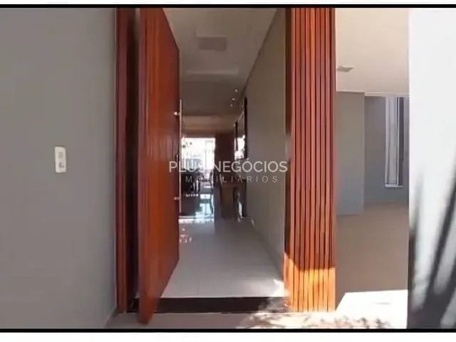 Casa com 360m² 3 quartos e 5 banheiros, à venda, no bairro Condomínio Mont Blanc em Sorocaba