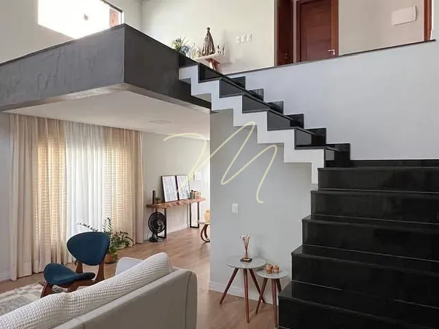 Casa com 250m² 3 quartos e 3 banheiros, à venda, no bairro Hernani Sá em Ilhéus
