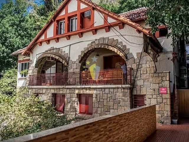 Casa com 450m², à venda, no bairro Copacabana em Rio de Janeiro