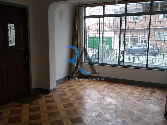 Casa com 248m² 4 quartos e 2 banheiros, à venda, no bairro Vila Bertioga em São Paulo