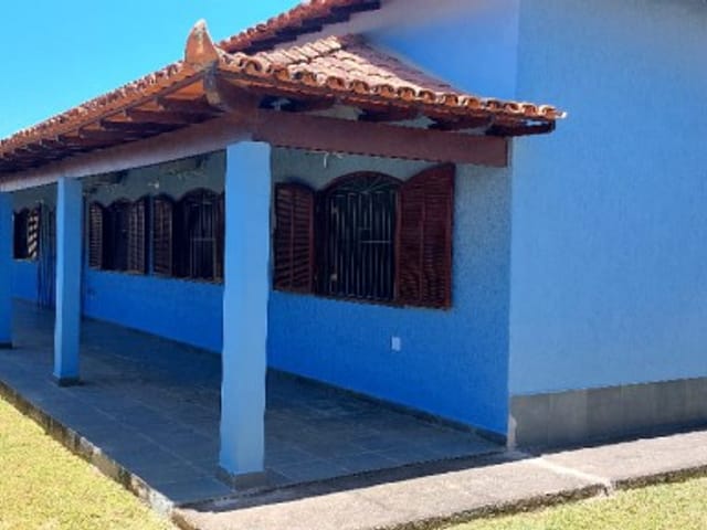Casa com 784m² 3 quartos e 3 banheiros, à venda, no bairro Ouro Verde em Rio das Ostras