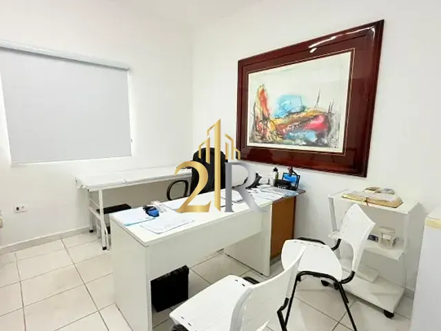 Casa à venda ou para alugar, no bairro Santo Amaro em São Paulo