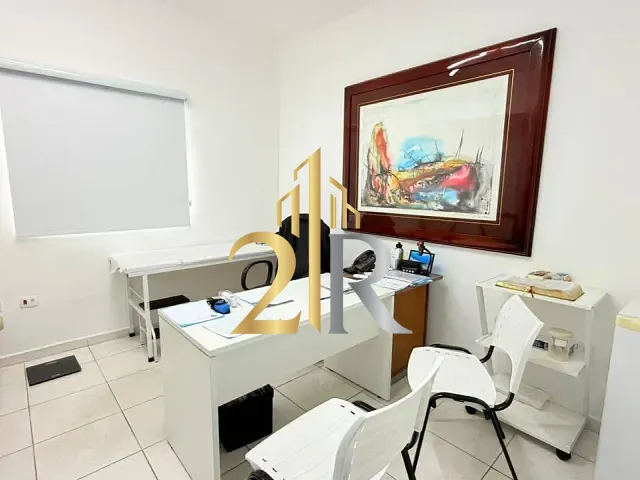 Casa à venda ou para alugar, no bairro Santo Amaro em São Paulo