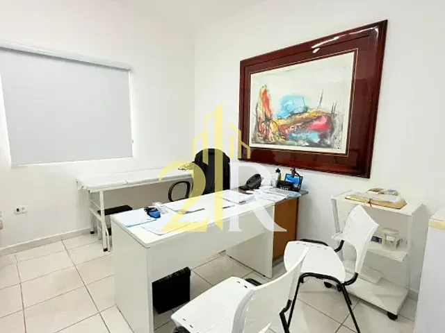 Casa à venda ou para alugar, no bairro Santo Amaro em São Paulo