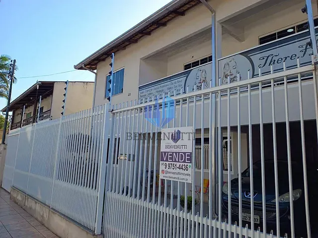 Casa 4 quartos e 2 banheiros, à venda, no bairro Tabuleiro em Camboriú