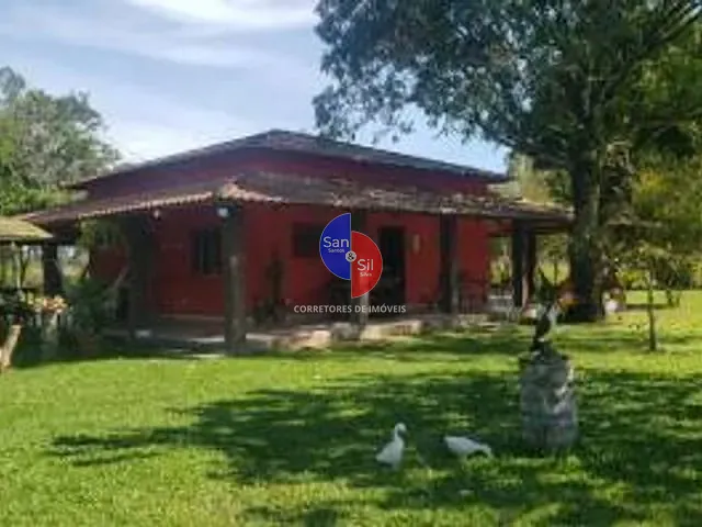 Casa com 7649m² 2 quartos e 3 banheiros, à venda, no bairro Citrolândia em Guapimirim