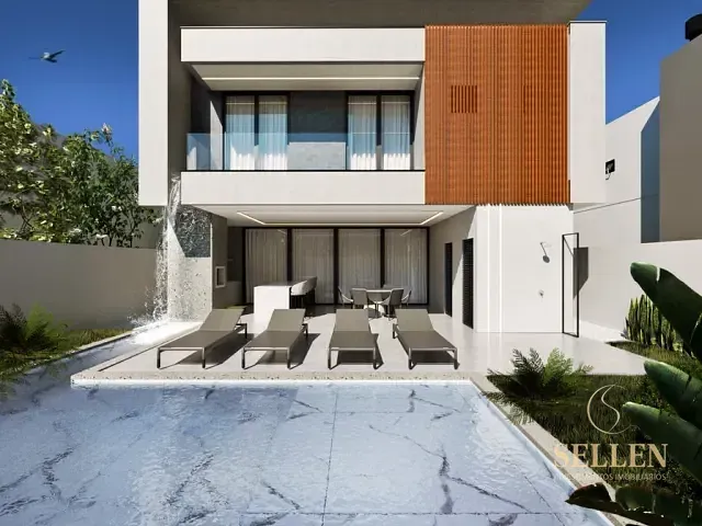Casa com 385m² 4 quartos e 5 banheiros, à venda, no bairro Santa Regina em Camboriú