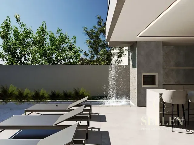 Casa com 385m² 4 quartos e 5 banheiros, à venda, no bairro Santa Regina em Camboriú