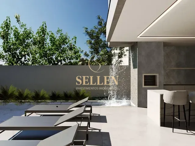 Casa com 385m² 4 quartos e 5 banheiros, à venda, no bairro Santa Regina em Camboriú