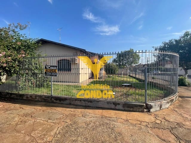 Casa com 245m² 2 quartos e 1 banheiro, para alugar, no bairro Centro em Cambé
