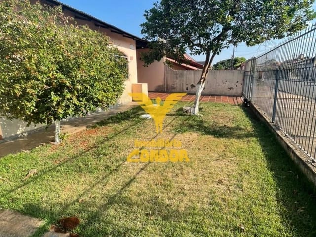 Casa com 245m² 2 quartos e 1 banheiro, para alugar, no bairro Centro em Cambé