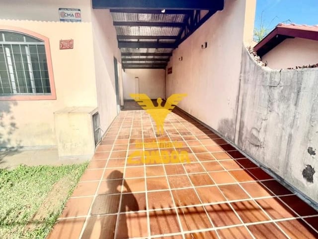 Casa com 245m² 2 quartos e 1 banheiro, para alugar, no bairro Centro em Cambé