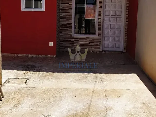 Casa com 60m² 3 quartos e 1 banheiro, à venda, no bairro Uvaranas em Ponta Grossa