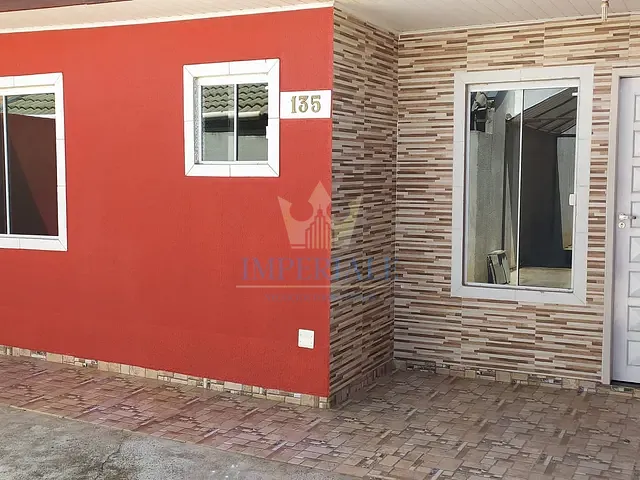 Casa com 60m² 3 quartos e 1 banheiro, à venda, no bairro Uvaranas em Ponta Grossa
