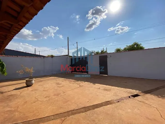Casa com 348m² 3 quartos e 1 banheiro, à venda, no bairro Doutor Lúcio Machado em Ituverava