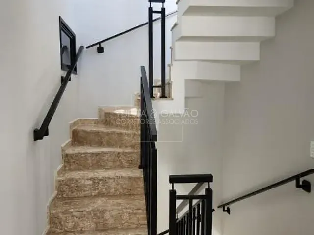 Casa com 132m² 3 quartos e 4 banheiros, à venda, no bairro São Braz em Curitiba