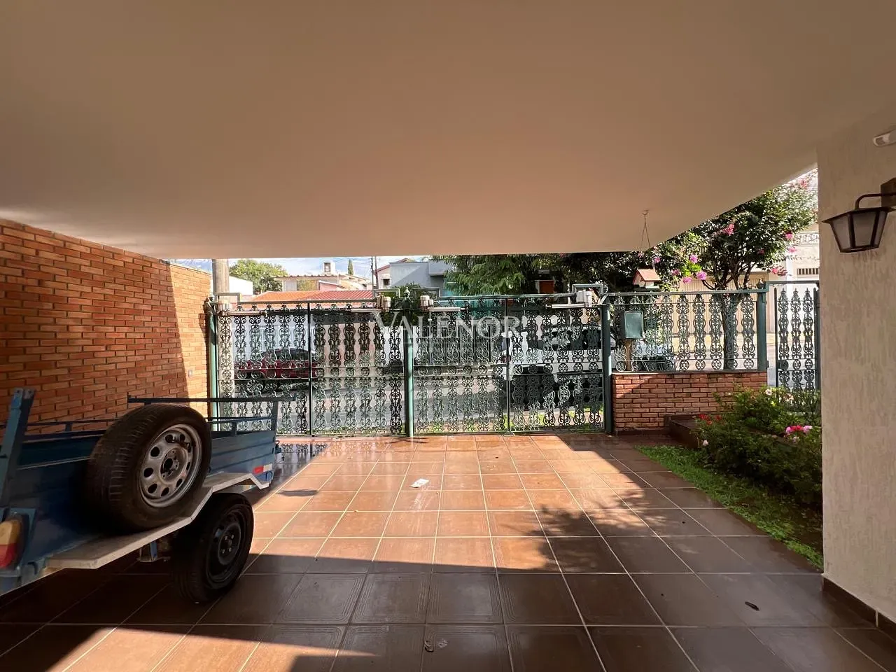 Casa, 1 quarto, 370 m² - Foto 2