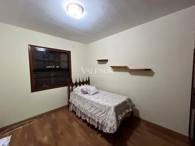 Casa com 370m², para alugar, no bairro Parque do Colégio em Jundiaí