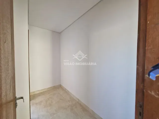 Casa com 275m² 2 quartos e 2 banheiros, à venda, no bairro Jardim Paulista em Sinop