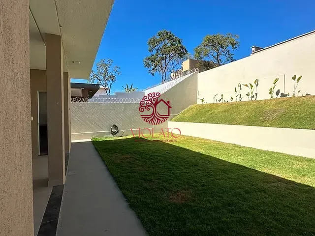 Casa com 360m² 4 quartos e 3 banheiros, à venda, no bairro Bela Emília em Lagoa Santa