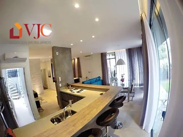 Casa com 331m² 3 quartos e 4 banheiros, à venda, no bairro Bom Abrigo em Florianópolis