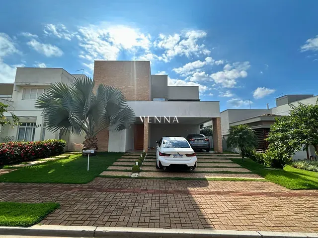 Casa com 373m² 3 quartos e 4 banheiros, à venda, no bairro Vivendas do Arvoredo em Londrina