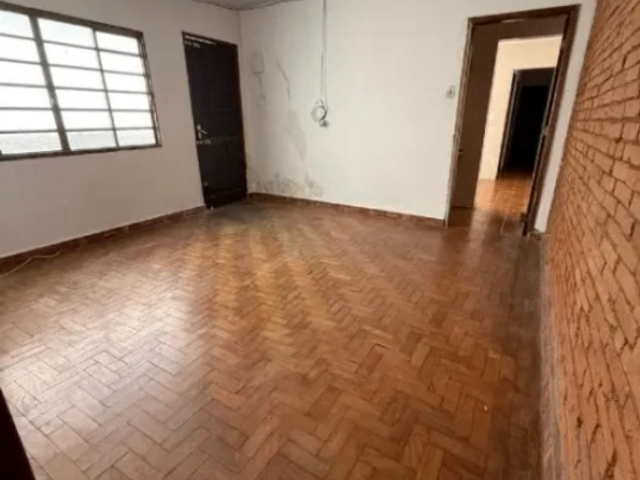 Casa com 120m² 3 quartos e 2 banheiros, à venda, no bairro Vila Pinheirinho em Santo André