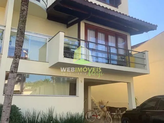 Casa com 330m² 3 quartos e 4 banheiros, à venda, no bairro Vila Oliveira em Mogi Das Cruzes