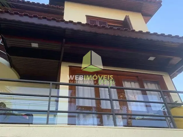 Casa com 330m² 3 quartos e 4 banheiros, à venda, no bairro Vila Oliveira em Mogi Das Cruzes