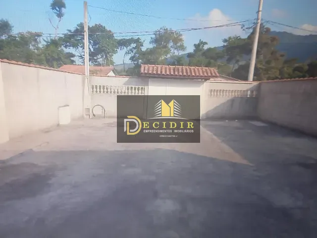 Casa com 250m² 1 quarto e 2 banheiros, à venda, no bairro Sertão da Quina em Ubatuba