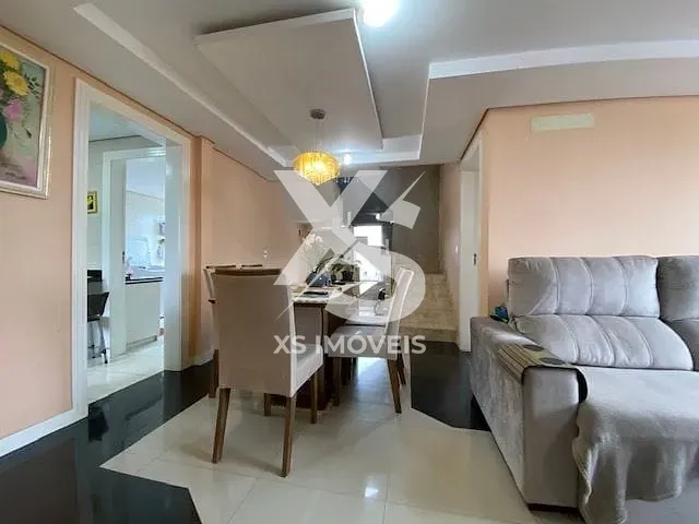 Casa com 432m² 6 quartos e 5 banheiros, à venda, no bairro Colônia São Venâncio em Almirante Tamandaré