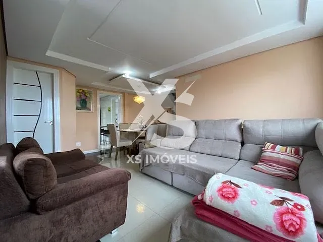 Casa com 432m² 6 quartos e 5 banheiros, à venda, no bairro Colônia São Venâncio em Almirante Tamandaré