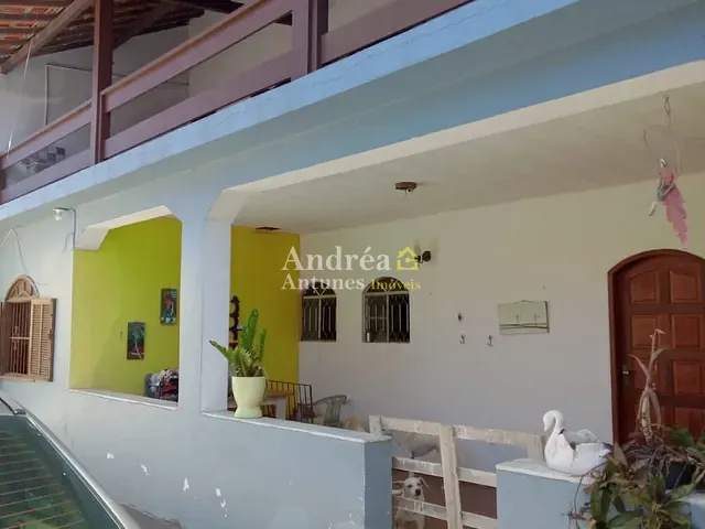 Casa com 450m² 3 quartos e 3 banheiros, à venda, no bairro Parque Burle em Cabo Frio