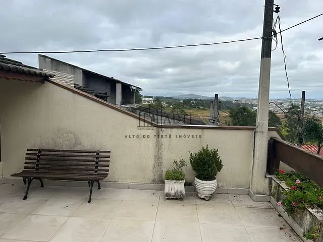 Casa com 125m² 2 quartos e 1 banheiro, à venda, no bairro Jardim Esperança em Mogi das Cruzes