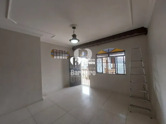 Casa com 360m² 4 quartos e 4 banheiros, à venda, no bairro Palmares - 1ª Seção (Parque Durval de Barros) em Ibirité