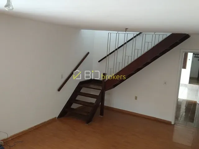 Casa 3 quartos e 3 banheiros, à venda, no bairro Parque Continental em São Paulo
